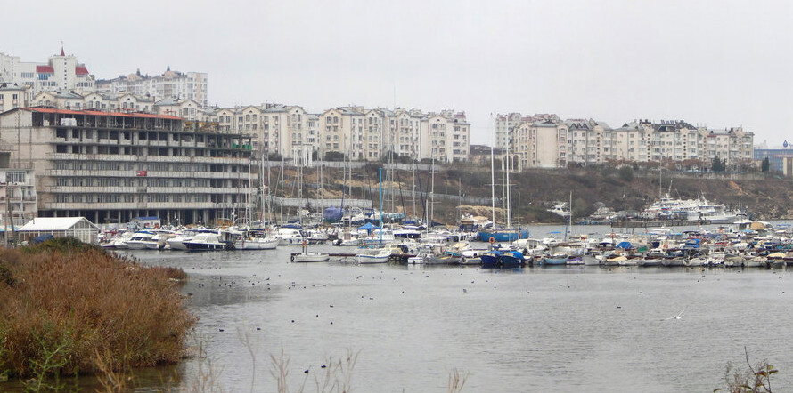 Azimut 116
