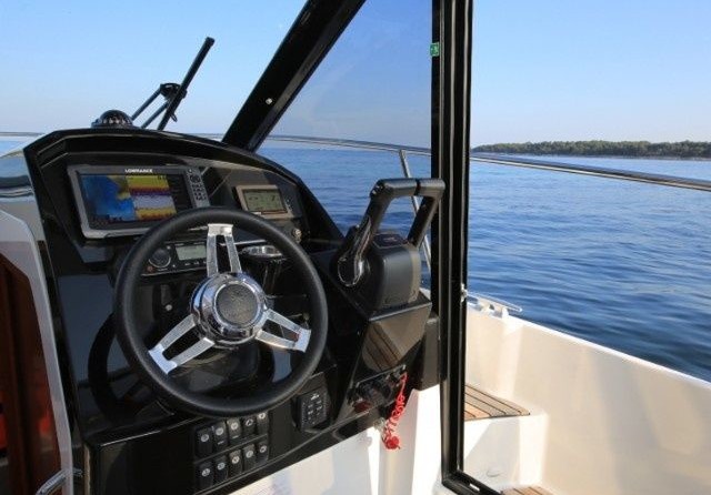 Jeanneau Merry Fisher 895