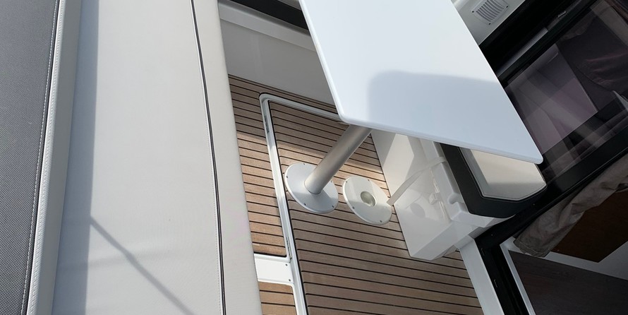 Jeanneau Merry Fisher 895