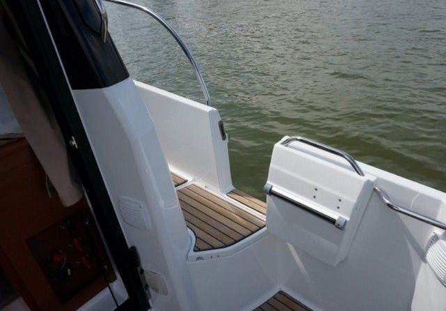 Jeanneau Merry Fisher 895