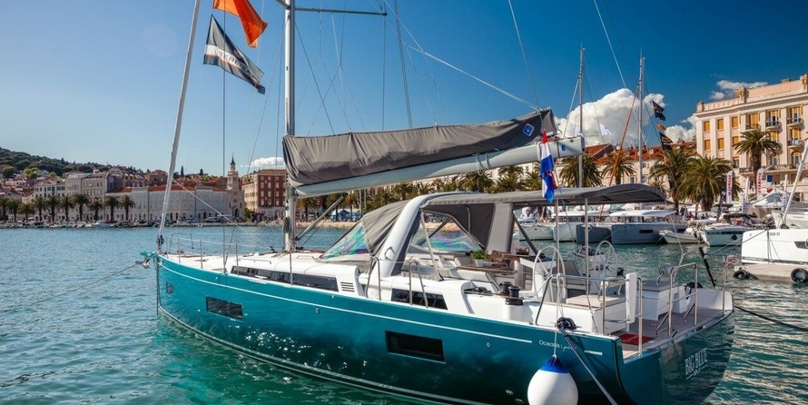 Beneteau Oceanis 54