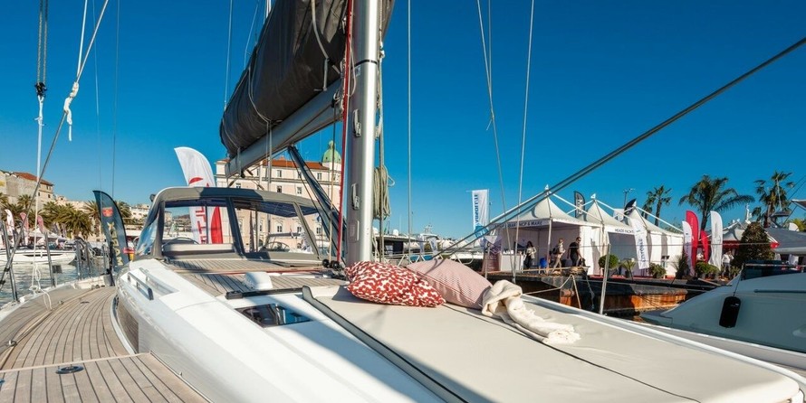 Beneteau Oceanis 54