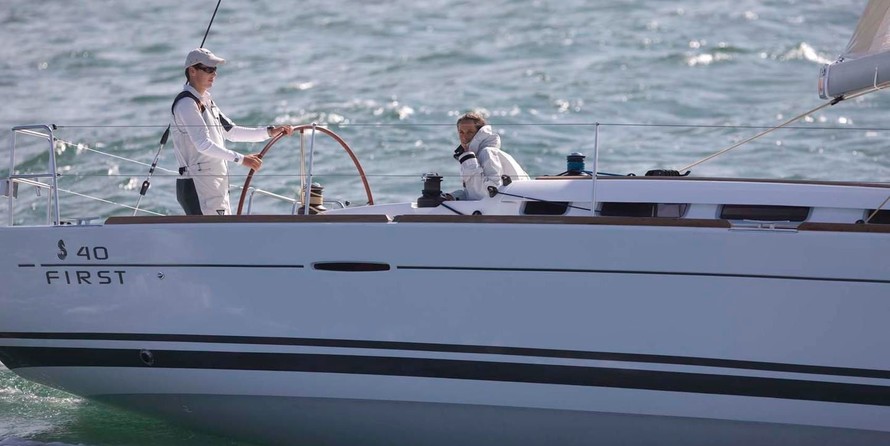 Beneteau First 40