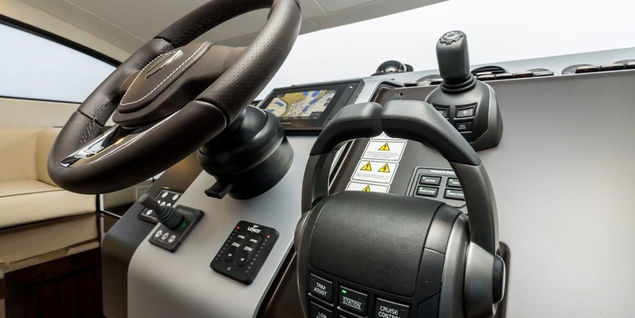 Fairline 50 Squadron