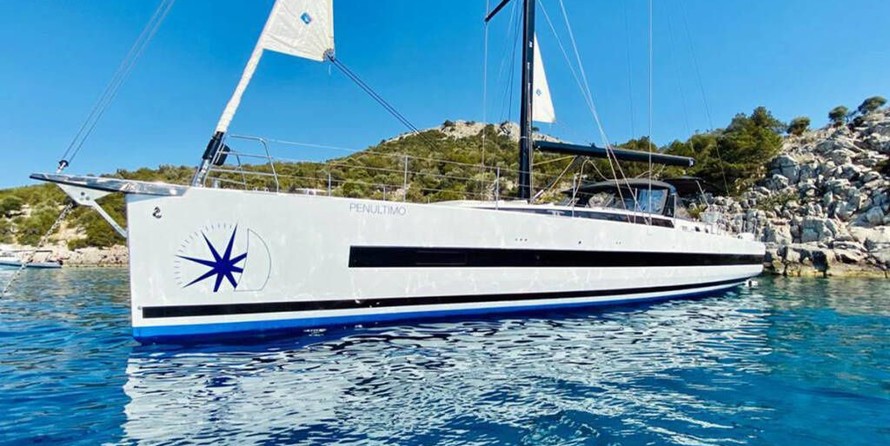 Beneteau Oceanis Yacht 62