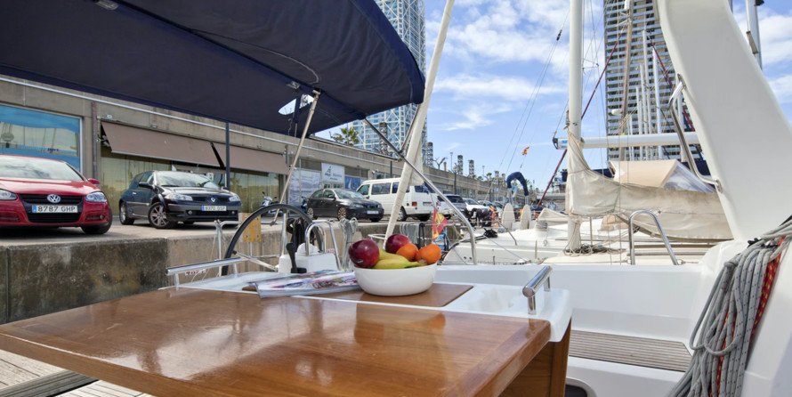 Beneteau Oceanis 38