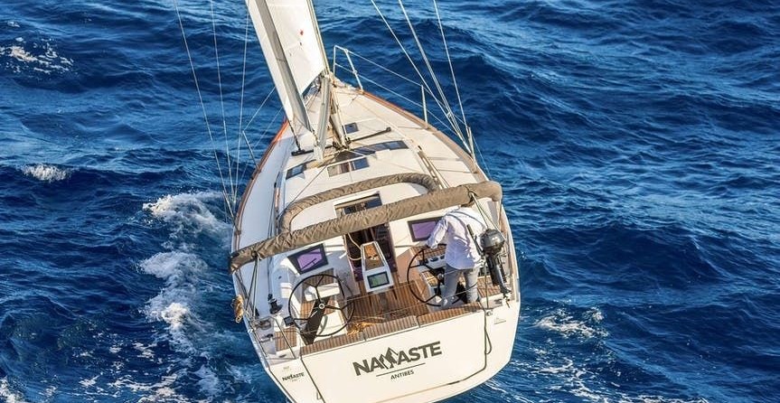 Dufour 360