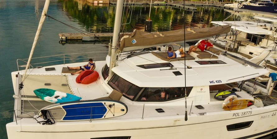 Fountaine Pajot Helia 44