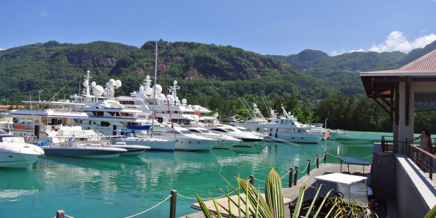 Fountaine Pajot Helia 44