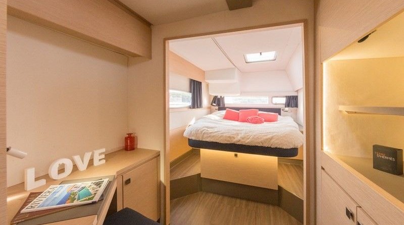 Fountaine Pajot Helia 44