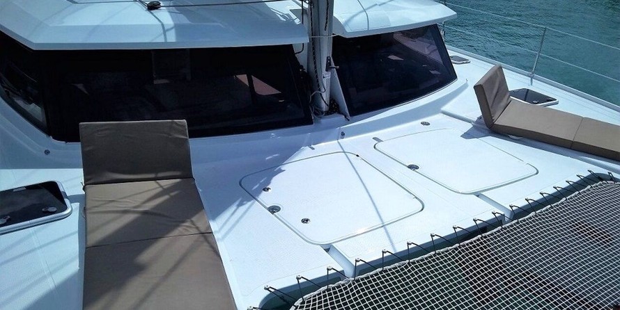 Fountaine Pajot Helia 44