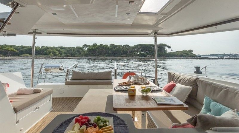 Fountaine Pajot Helia 44