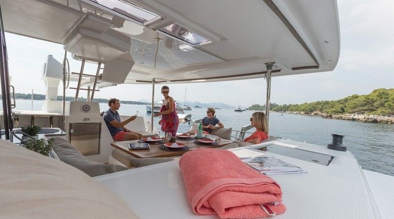 Fountaine Pajot Helia 44
