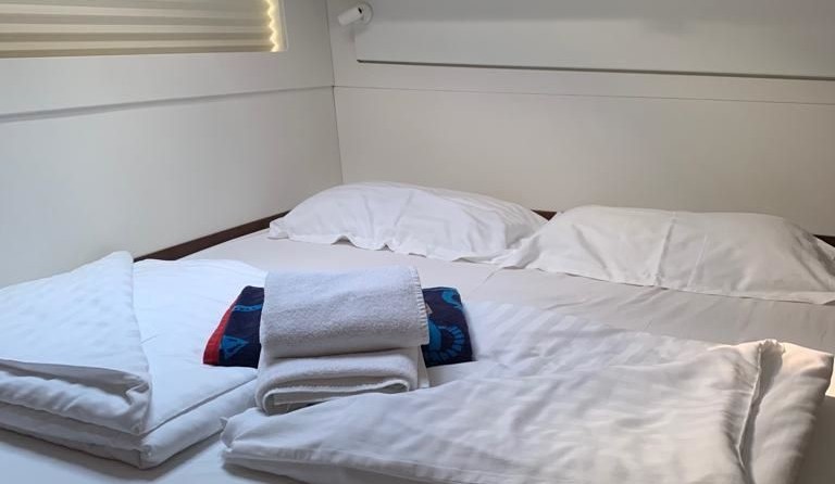Lagoon 40