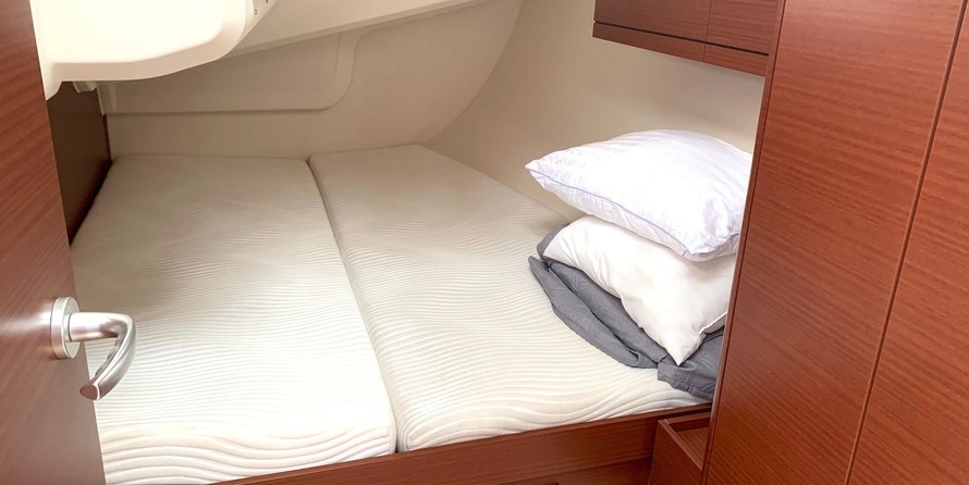 Hanse 418