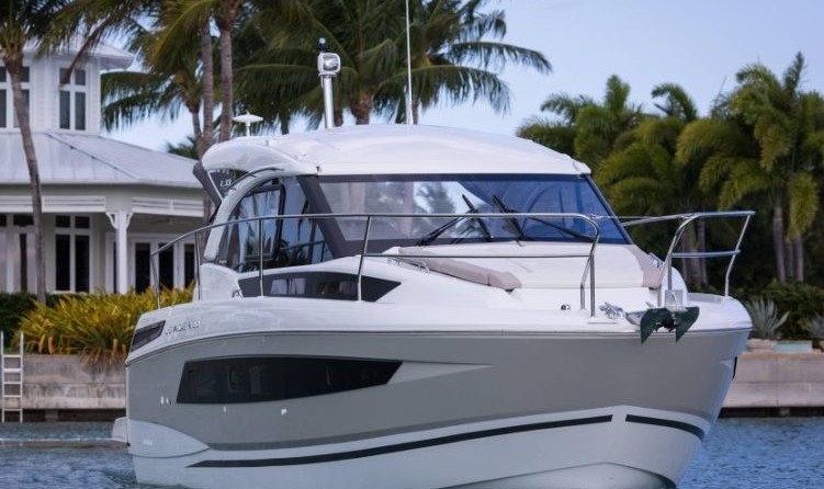 Jeanneau Leader 33