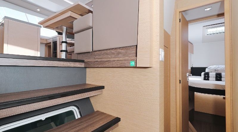 Fountaine Pajot Astréa 42