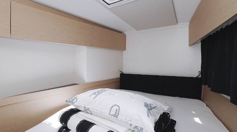 Fountaine Pajot Astréa 42