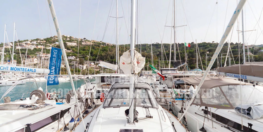 Beneteau Oceanis 38.1