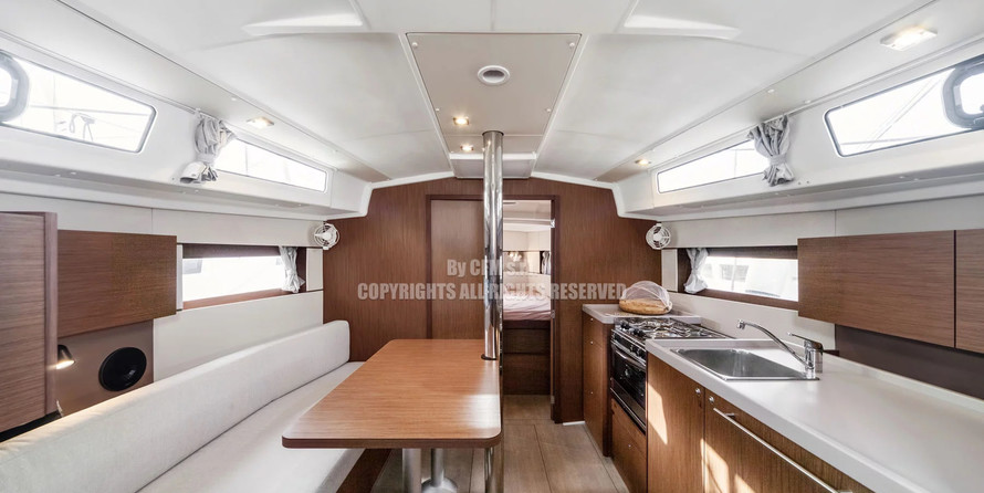 Beneteau Oceanis 38.1