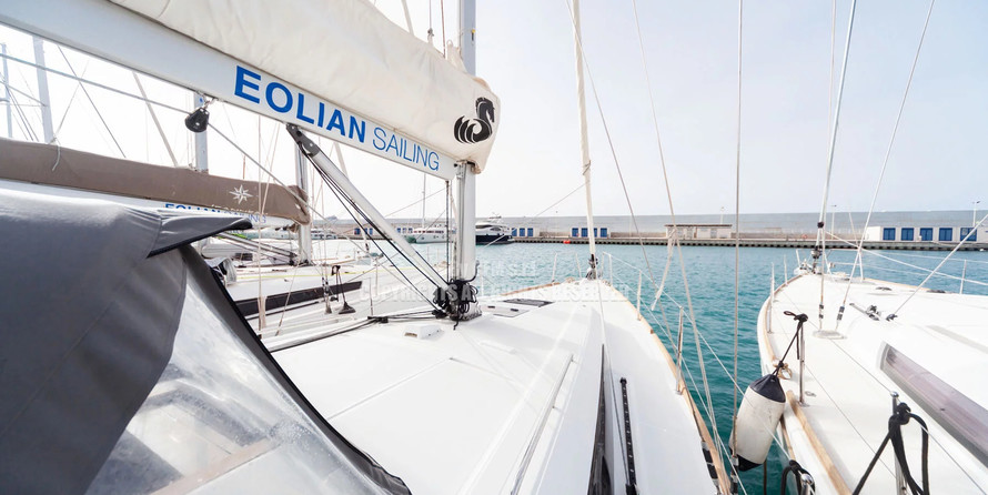Beneteau Oceanis 38.1