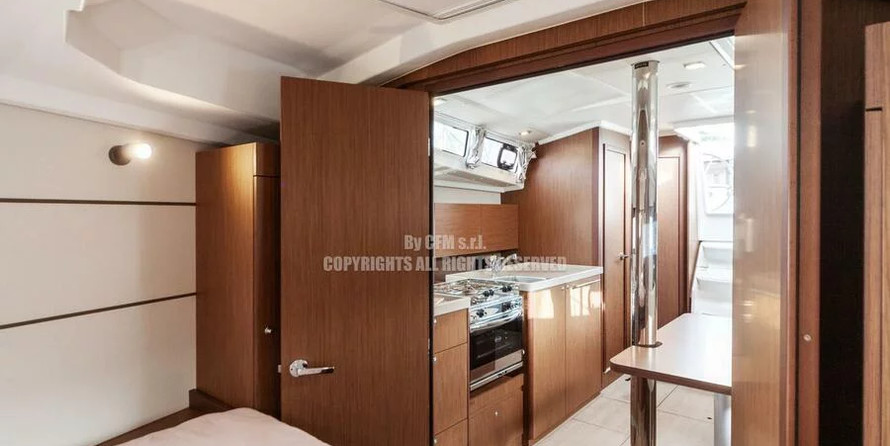 Beneteau Oceanis 38.1