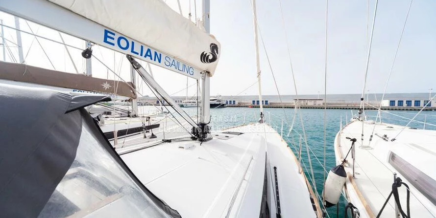 Beneteau Oceanis 38.1