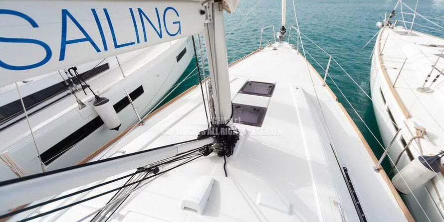 Beneteau Oceanis 38.1