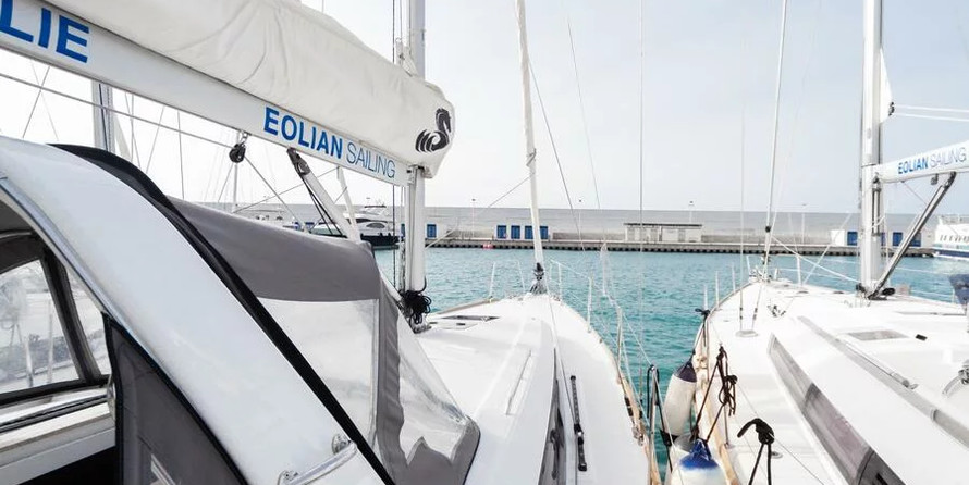Beneteau Oceanis 38.1