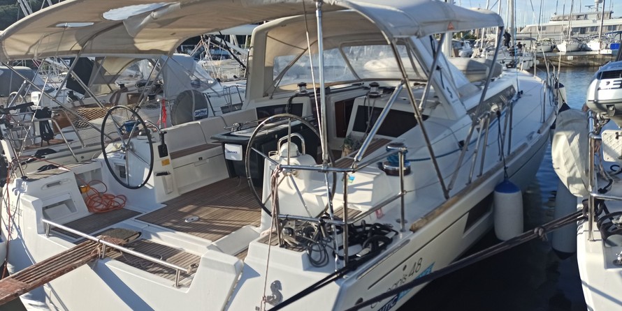 Beneteau Oceanis 48