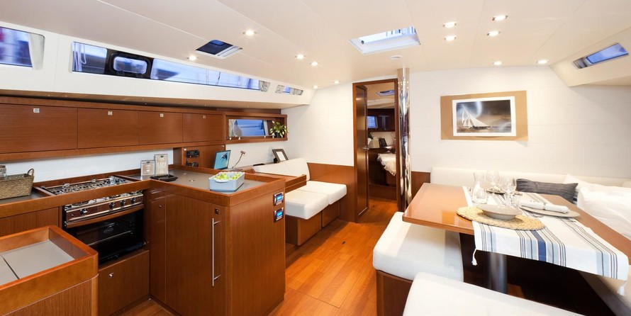Beneteau Oceanis 48