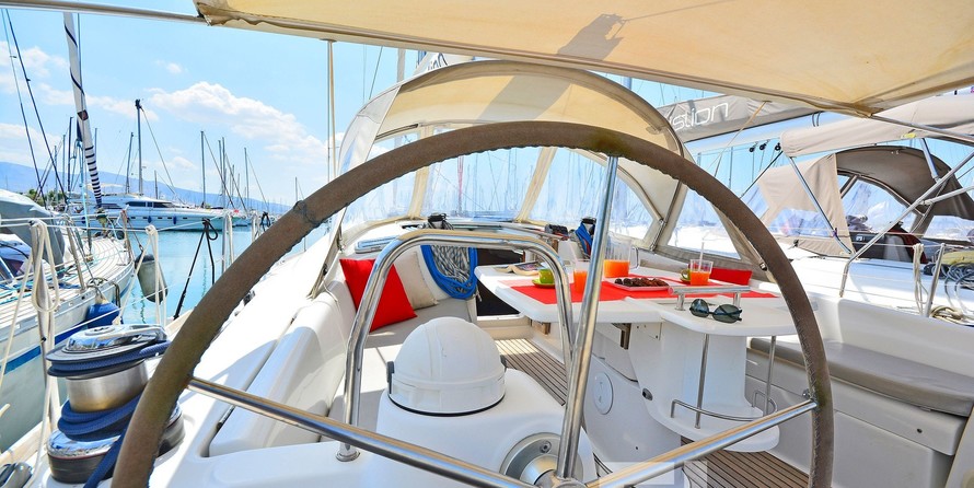Beneteau Oceanis 43