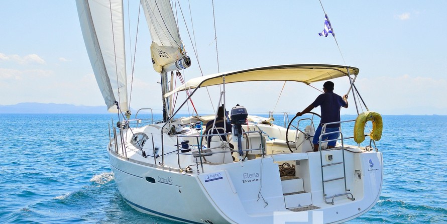 Beneteau Oceanis 43