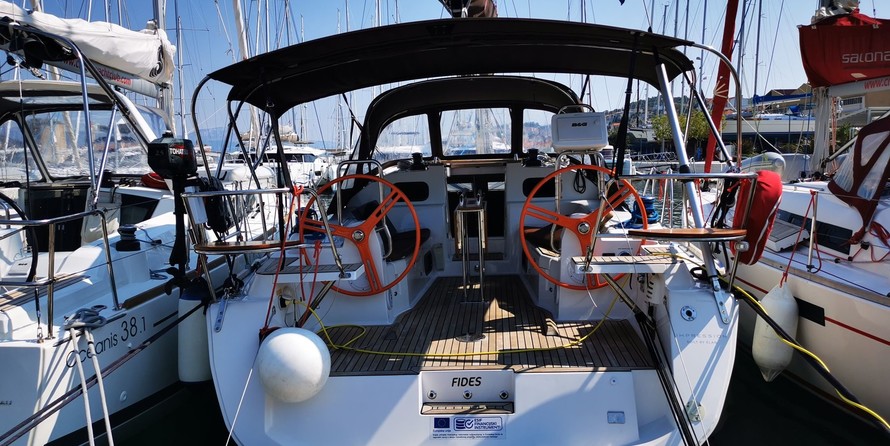 Elan 40