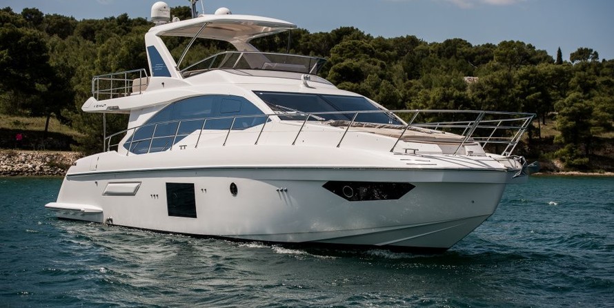 Azimut 55