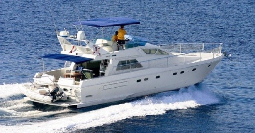 Ferretti 52