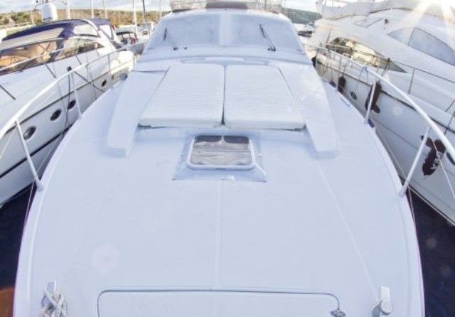 Ferretti 52