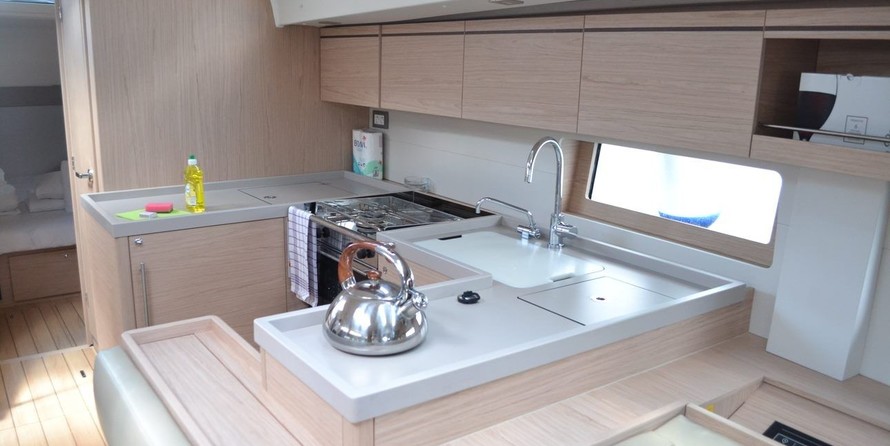 Beneteau Oceanis 51.1