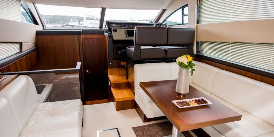 Fairline 42 Squadron