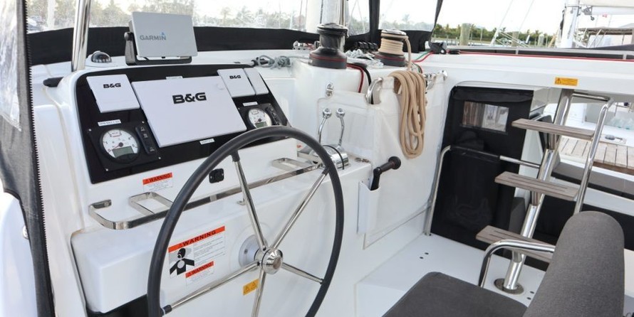 Lagoon 42