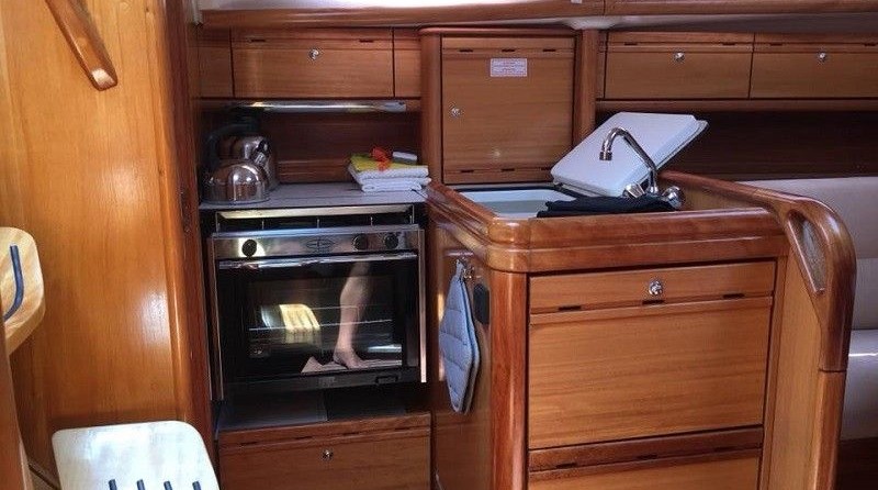 Bavaria CRUISER 34