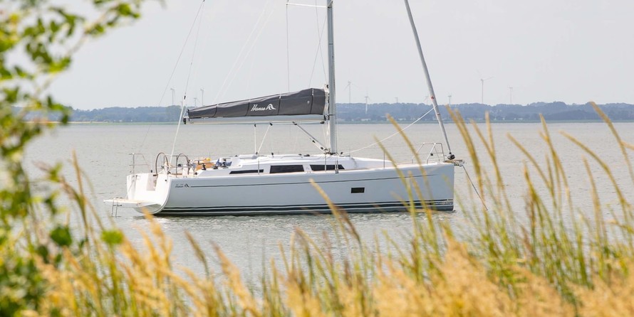 Hanse 348