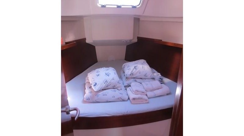 Hanse 370