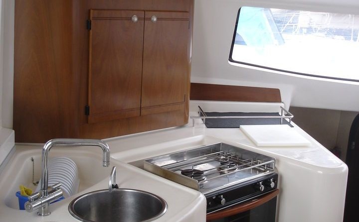Fountaine Pajot Lavezzi 40