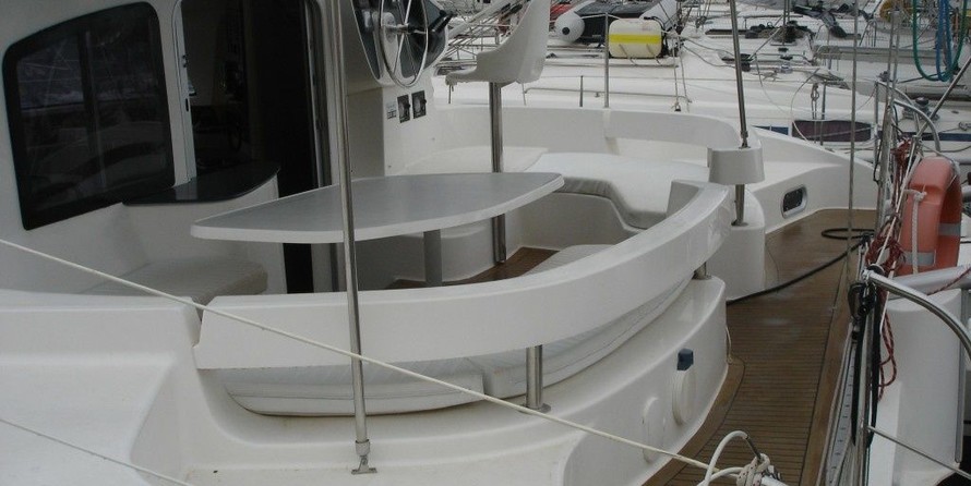 Fountaine Pajot Lavezzi 40