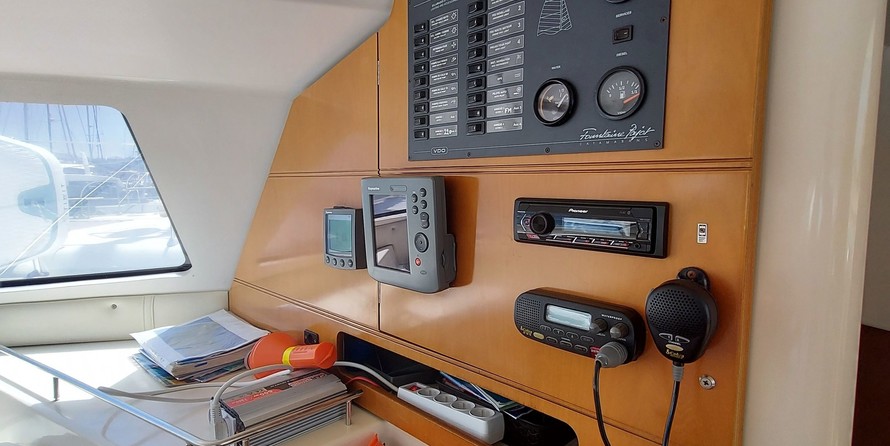 Fountaine Pajot Lavezzi 40