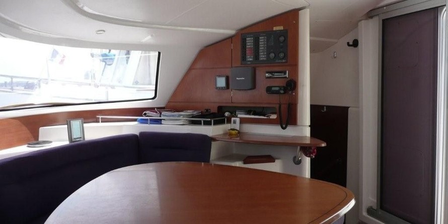 Fountaine Pajot Lavezzi 40