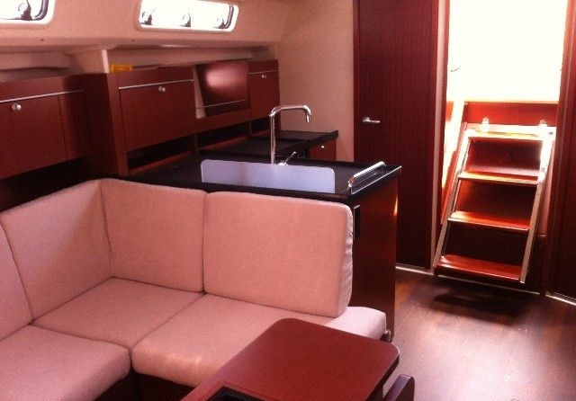 Hanse 415