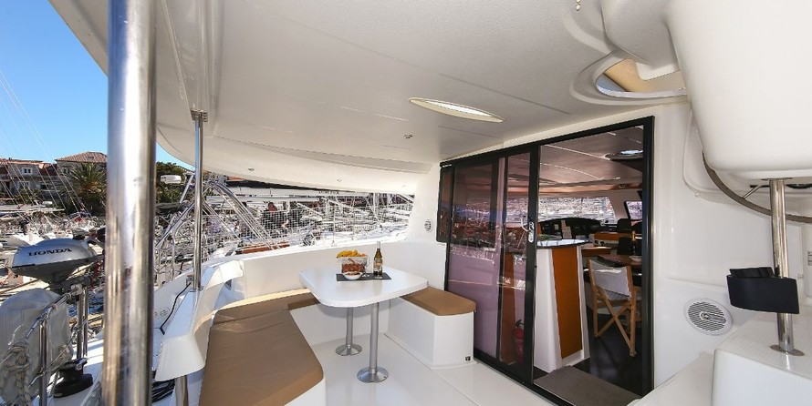 Fountaine Pajot Lipari 41