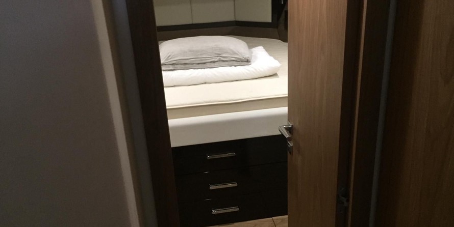 Sessa Fly 47